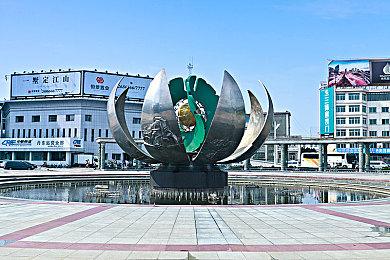 备受期待的超级英雄动作角色扮演游戏Superfuse 将于今年秋季抢先体验